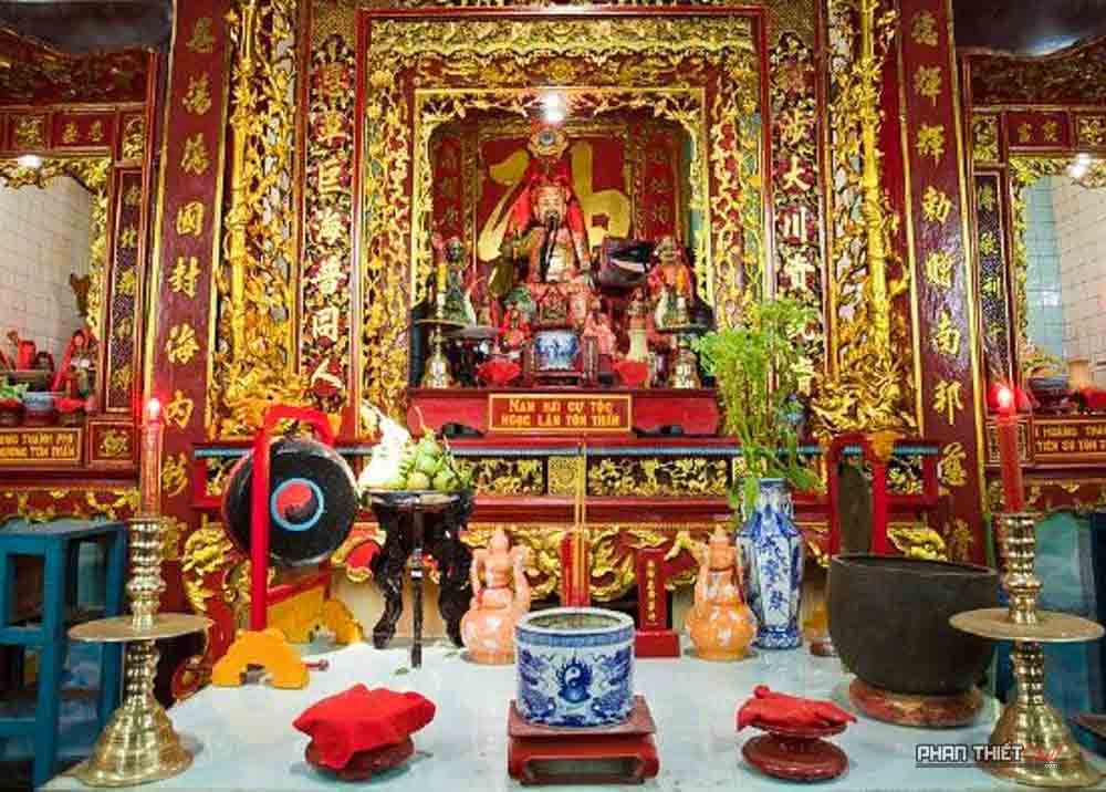 Van Thuy Tu Palace