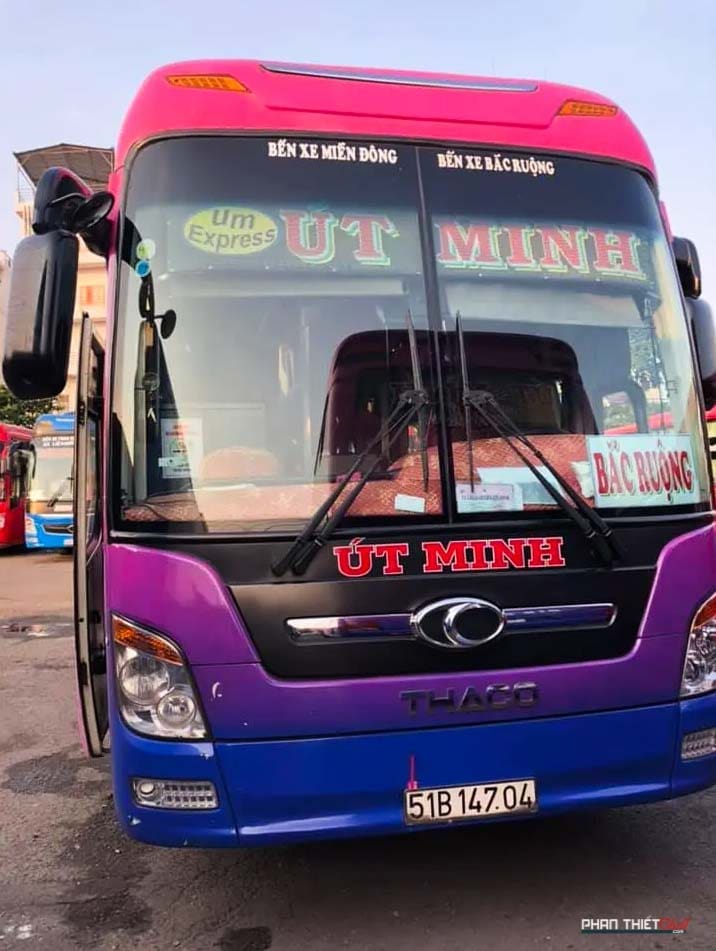 Xe khách Út Minh