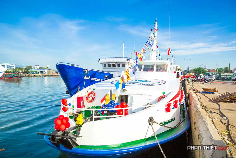 Superdong ra-về đảo Phú Quý
